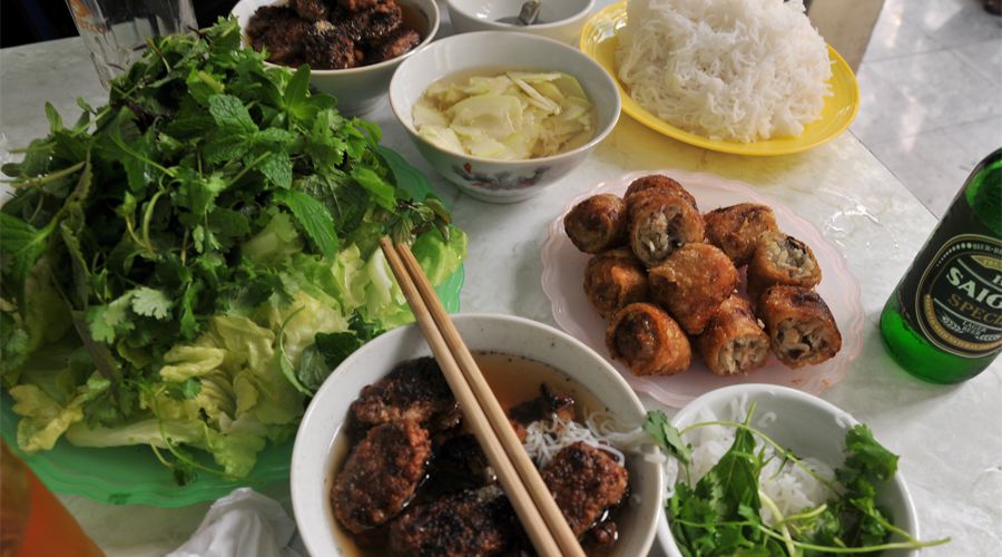 Street food in Hanoi - Bun Cha